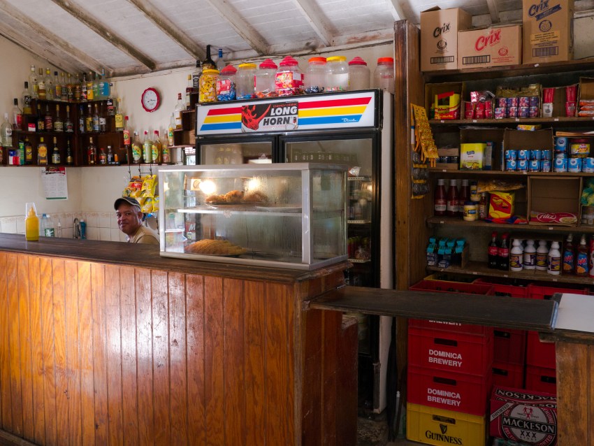 dominique, emerald pool