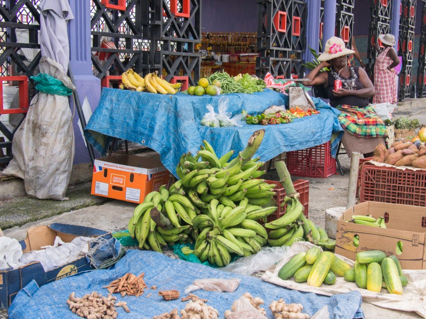 couleurs, ambiances, marché, pointe à pitre, guadeloupe