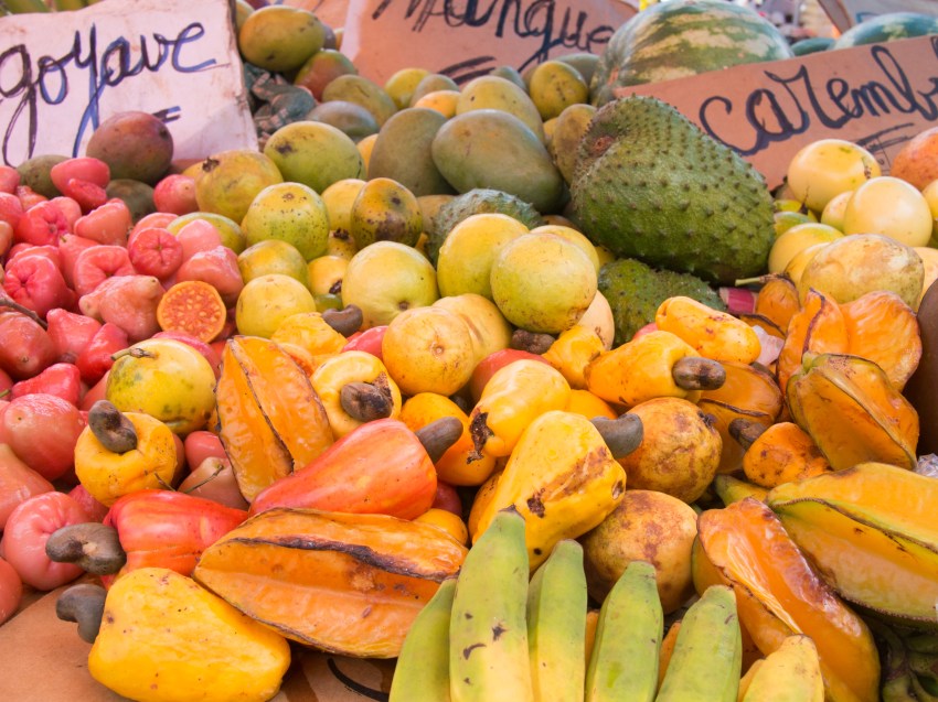 couleurs, ambiances, marché, pointe à pitre, guadeloupe