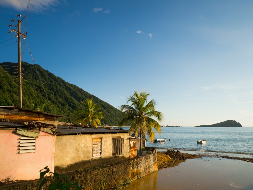 dominique, soufrière