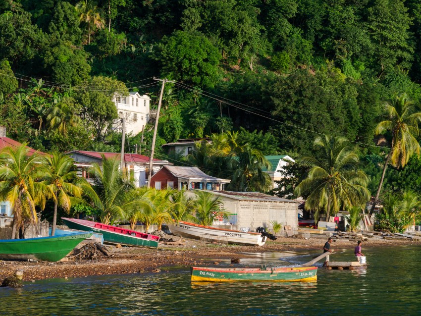 dominique, soufrière