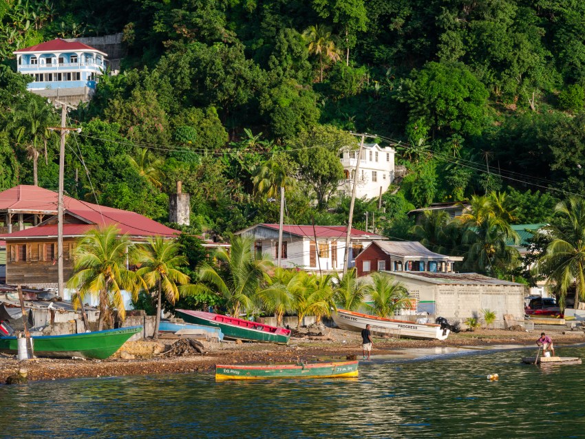 dominique, soufrière