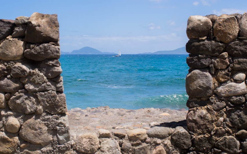 guadeloupe, trois rivières, grande anse, basse terre