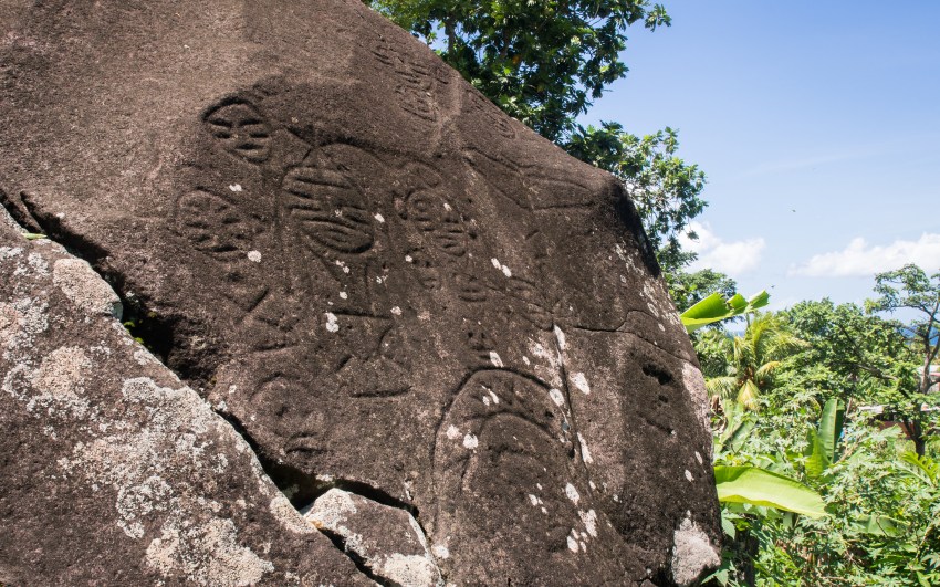guadeloupe, parc des roches gravées, trois rivières