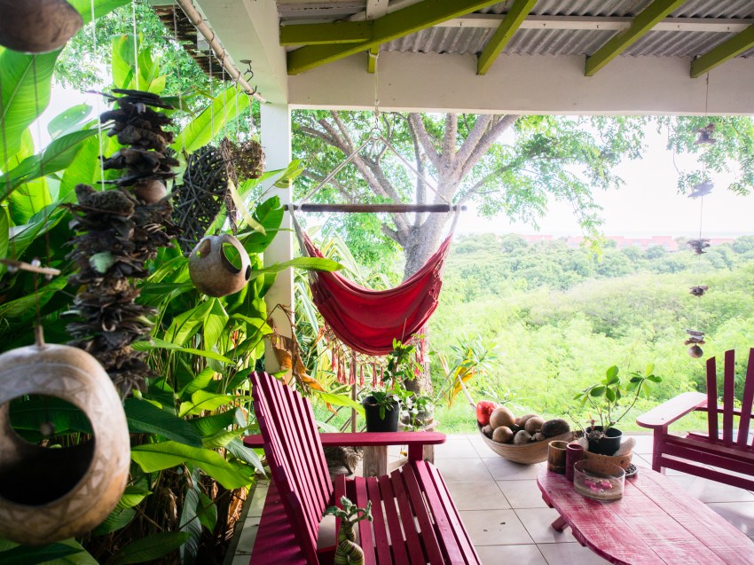 portrait, architecture, créole, atelier, bijou, guadeloupe
