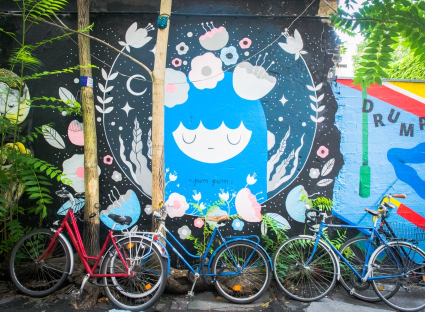 voyage a berlin-allemagne- street art berlin-berlin velo-Hackesche Höfe
