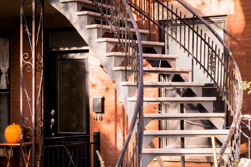 architecture moderne montréal-escalier montréal-canada photos