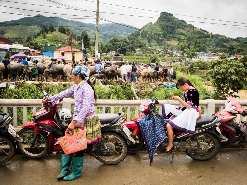 portraits ethniques, vietnam, ethnies minoritaire, bac ha market