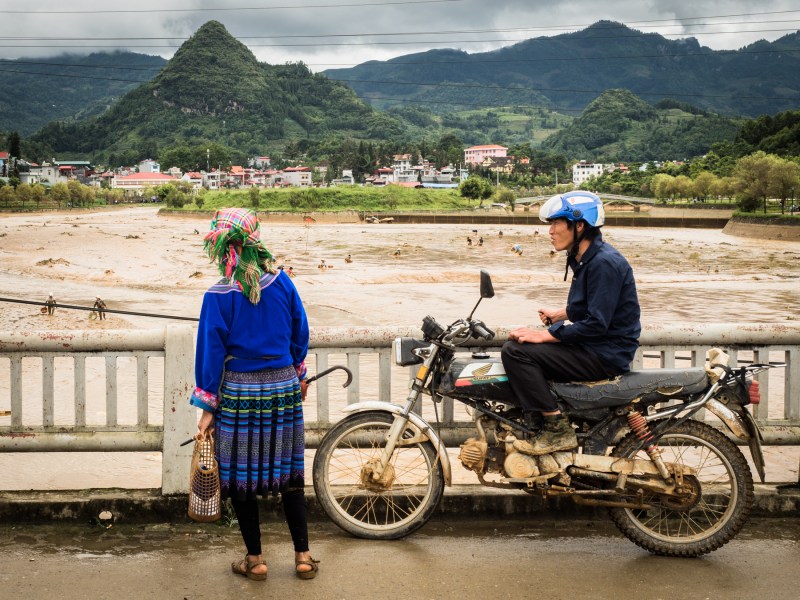 portraits ethniques, vietnam, ethnies minoritaire, bac ha market