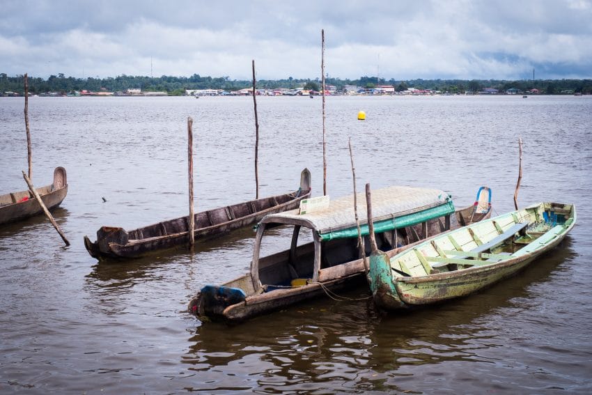guyane Amazonie ; rive du maroni, fleuve st laurent