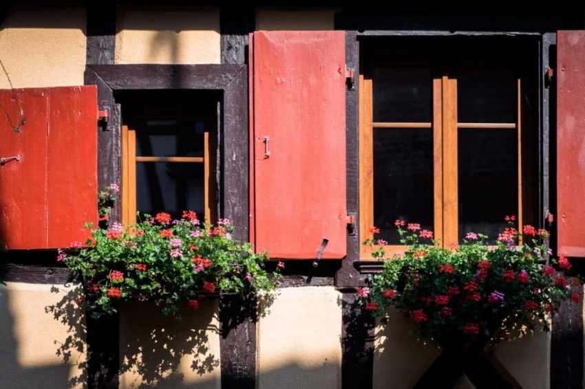 beau village alsace- plus beau village d alsace - village typique alsace-alsace village a visiter-vosges, route des vins, vignobles, eguisheim 