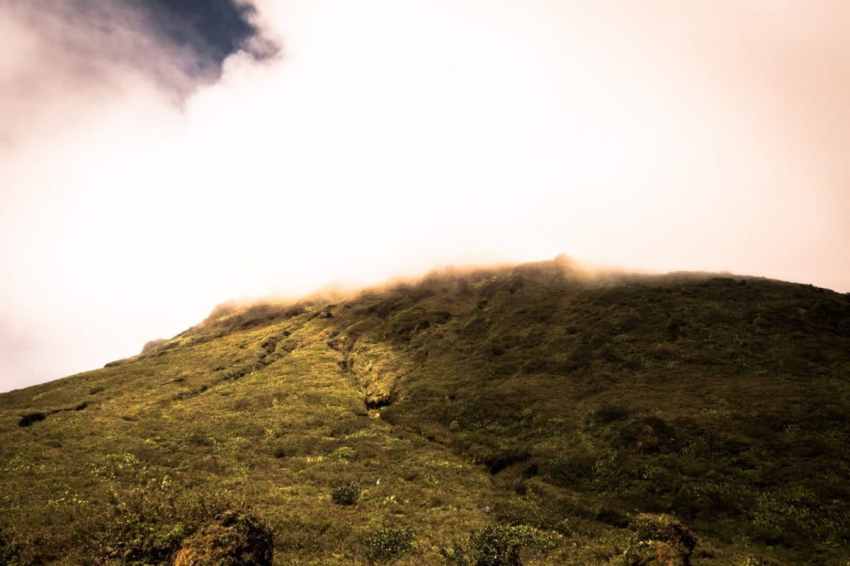 la soufrière guadeloupe-randonnée la soufrière-photo de la soufrière en guadeloupe