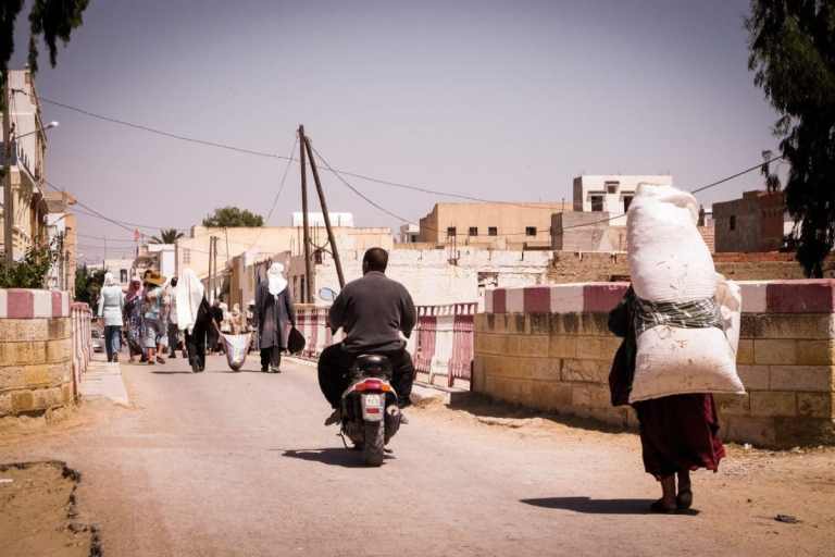 le marché tunisien - Tunisie - Un marché de village en Tunisie - portrait de tunisien
